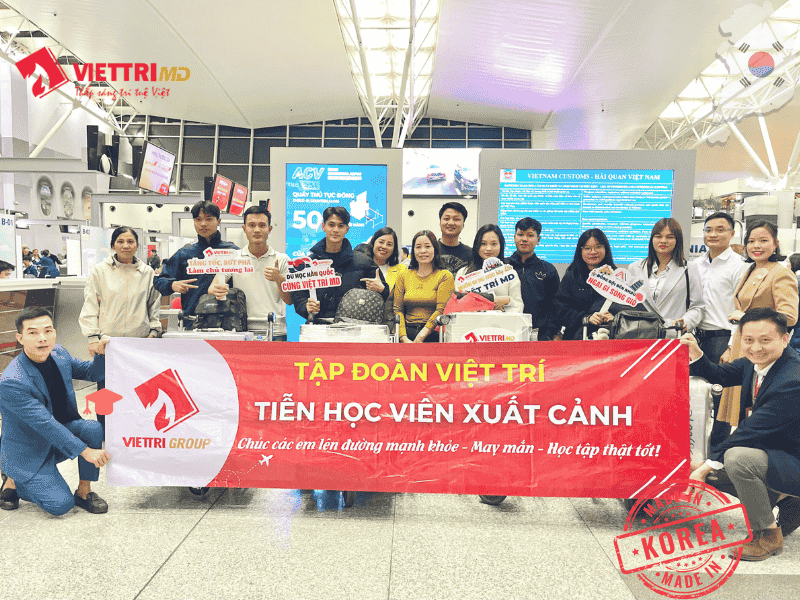 Việt Trí Group tiễn học sinh xuất cảnh du học Hàn Quốc